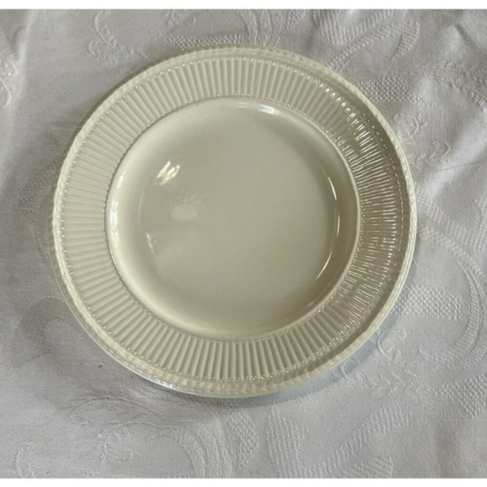 Wedgwood Edme Etruria & Barlaston Made in England Salad Plate 8 1/8” - Picture 4 of 5